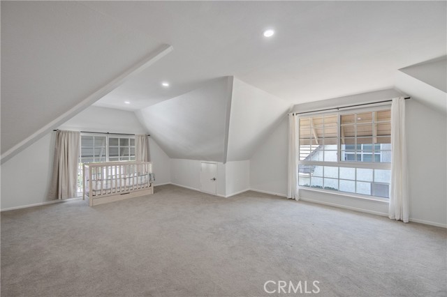 Detail Gallery Image 26 of 41 For 22810 Rio Chico Dr, Valencia,  CA 91354 - 4 Beds | 3 Baths