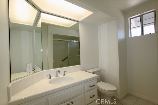 Detail Gallery Image 19 of 28 For 213 Calle Serena, San Clemente,  CA 92672 - 4 Beds | 3 Baths