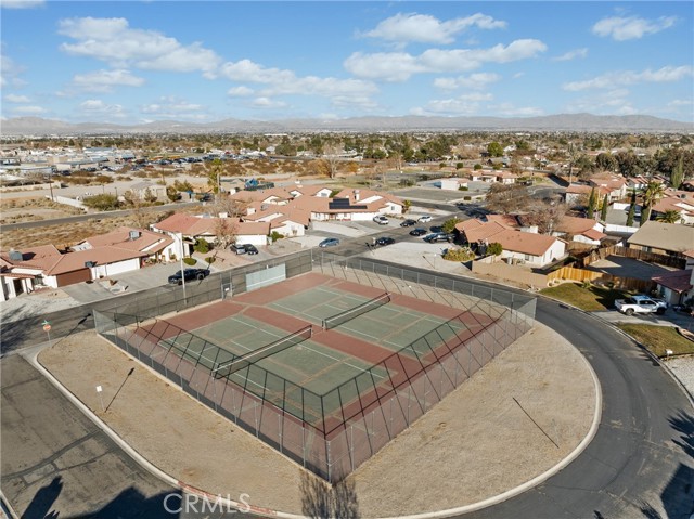 Detail Gallery Image 7 of 39 For 10395 Shahaptain Ave, Hesperia,  CA 92345 - 3 Beds | 2 Baths