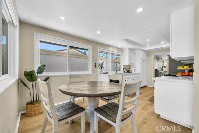 Image 11 of 35 For 6437 Calle Del Norte