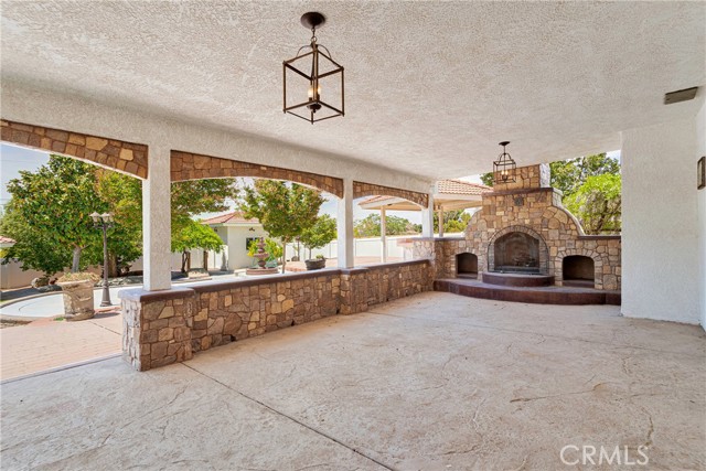 Detail Gallery Image 36 of 64 For 16158 Rimrock Rd, Apple Valley,  CA 92307 - 4 Beds | 2/1 Baths