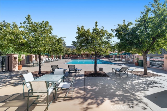 23777 Mulholland Highway, Calabasas CA: https://media.crmls.org/medias/fd8e8df8-56be-45d4-93d5-0e21ad2c1753.jpg