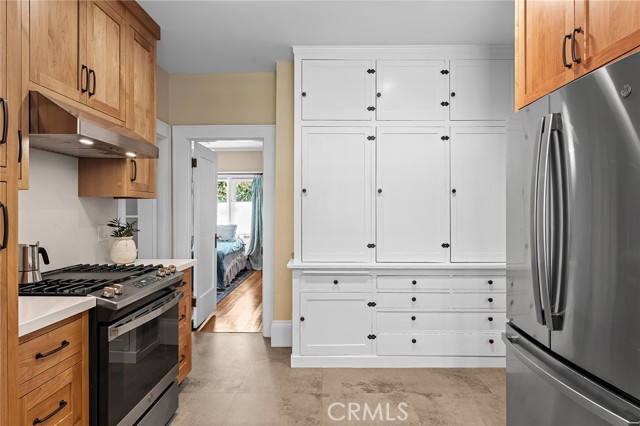 Detail Gallery Image 23 of 73 For 587 E 3rd, Chico,  CA 95928 - 5 Beds | 3 Baths