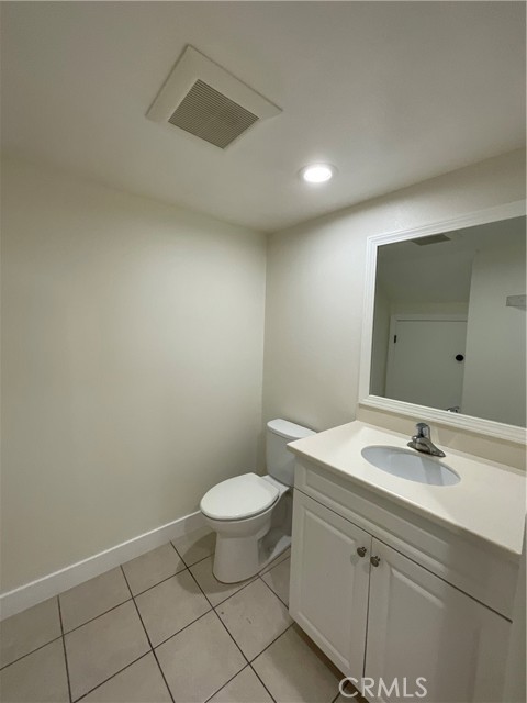 2641 Santa Ana Avenue, Costa Mesa CA: https://media.crmls.org/medias/fd8f72f1-0598-434d-b865-e6ddc492d5db.jpg