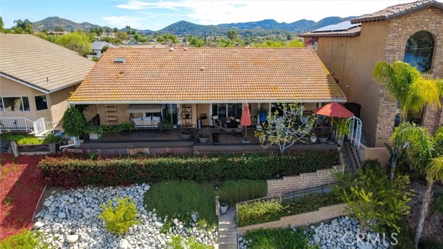 Image 59 of 75 For 22637 Cascade