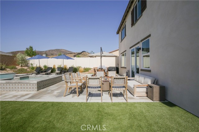 33060 Toledo Bend Court, Winchester CA: https://media.crmls.org/medias/fd903e9f-a48e-4b42-a7bd-42f9114026a4.jpg
