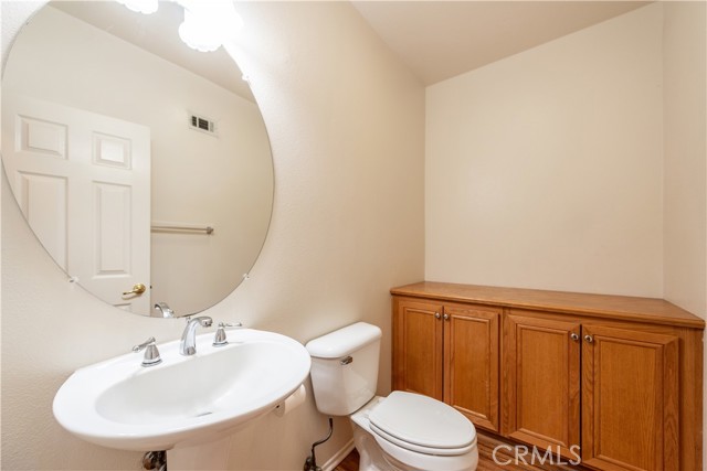 Detail Gallery Image 9 of 22 For 703 Terra Bella, Irvine,  CA 92602 - 2 Beds | 2/1 Baths