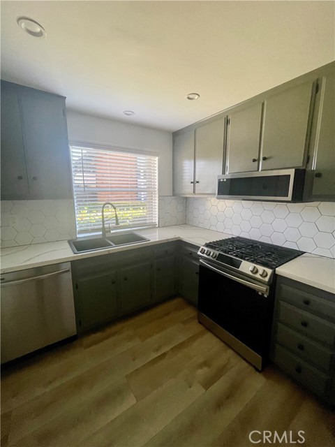 Detail Gallery Image 3 of 12 For 31552 Agoura Rd #5,  Westlake Village,  CA 91361 - 1 Beds | 1 Baths