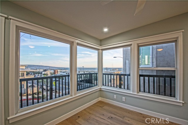 Panoramic Ocean Views to the South