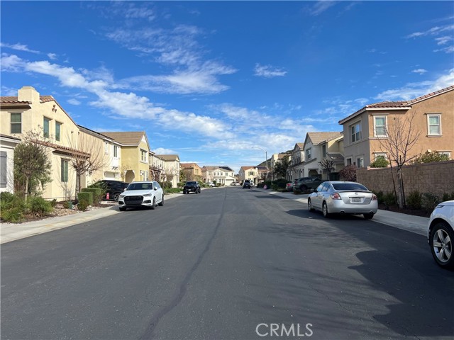 Detail Gallery Image 43 of 57 For 24464 Periwinkle, Lake Elsinore,  CA 92532 - 5 Beds | 3 Baths