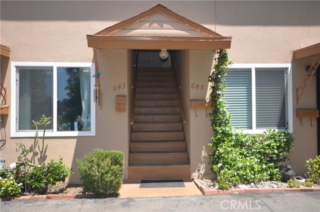 Detail Gallery Image 1 of 12 For 647 S. Glassell Ave, Orange,  CA 92866 - 1 Beds | 1 Baths