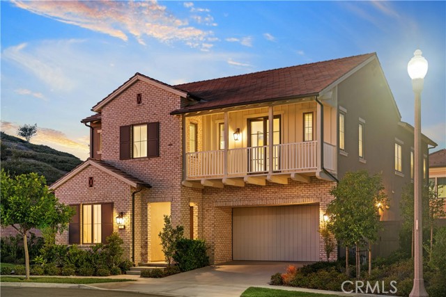 101 Lustro, Irvine CA: https://media.crmls.org/medias/fd95b86b-ee40-4a68-bef6-63d4ab7d6886.jpg