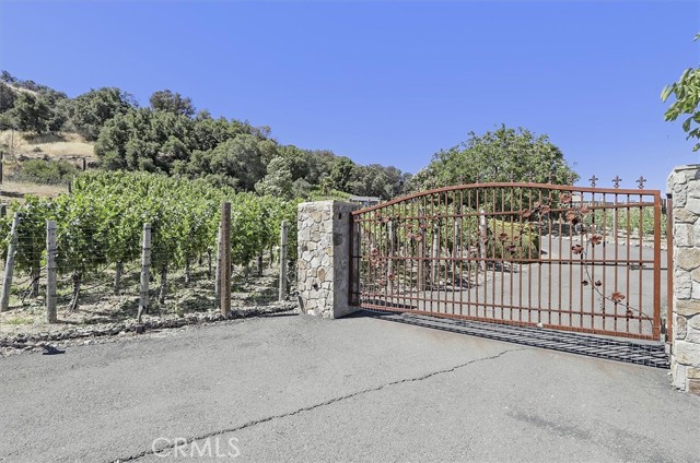 Detail Gallery Image 28 of 37 For 4088 Atlas Peak Rd, Napa,  CA 94558 - 3 Beds | 2 Baths