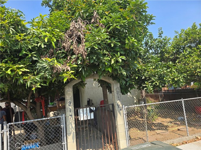 Detail Gallery Image 1 of 16 For 317 Gifford Ave, Los Angeles,  CA 90063 - – Beds | – Baths