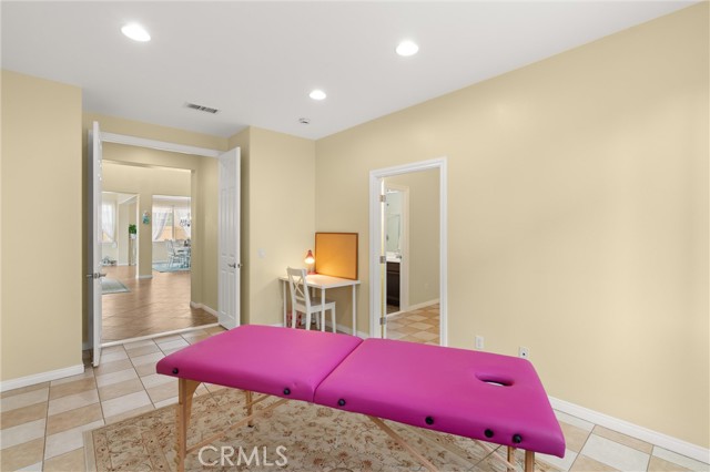 Detail Gallery Image 18 of 72 For 1448 Palermo Dr, Perris,  CA 92571 - 5 Beds | 4/1 Baths