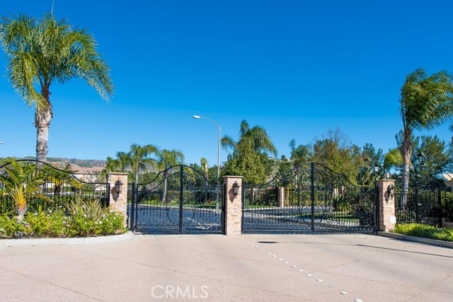 Detail Gallery Image 15 of 19 For 19833 Sierra Meadows, Porter Ranch,  CA 91326 - 5 Beds | 3 Baths