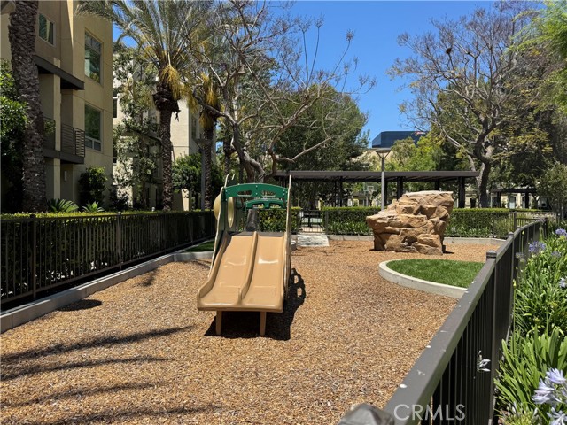 Detail Gallery Image 41 of 45 For 1312 Nolita, Irvine,  CA 92612 - 1 Beds | 1/1 Baths