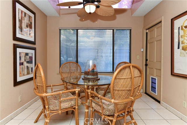 Detail Gallery Image 7 of 16 For 2890 Huntington #110,  Fresno,  CA 93721 - 3 Beds | 2/1 Baths