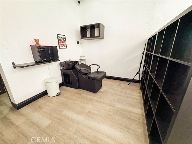 1306 S Main Street, Santa Ana CA: https://media.crmls.org/medias/fd9bf70f-c24c-4c13-ab86-0b6df82e6ecd.jpg