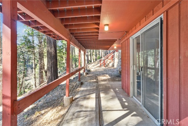 Detail Gallery Image 31 of 52 For 465 Blue Jay Canyon Road, Blue Jay,  CA 92317 - 3 Beds | 2 Baths