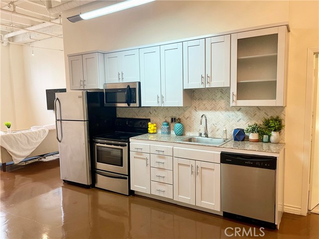 Detail Gallery Image 4 of 15 For 312 W 5th St #701,  Los Angeles,  CA 90013 - 2 Beds | 1 Baths