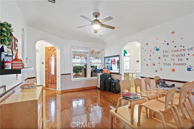 Detail Gallery Image 6 of 34 For 1921 Chariton St, Los Angeles,  CA 90034 - – Beds | – Baths