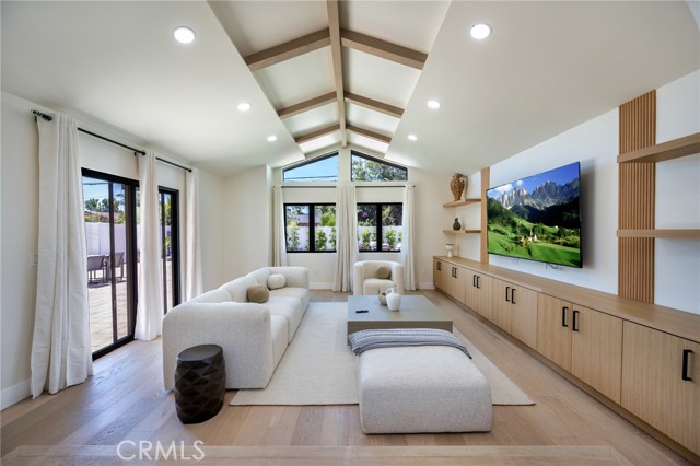 4 Bed Home for Sale in Sherman Oaks, California