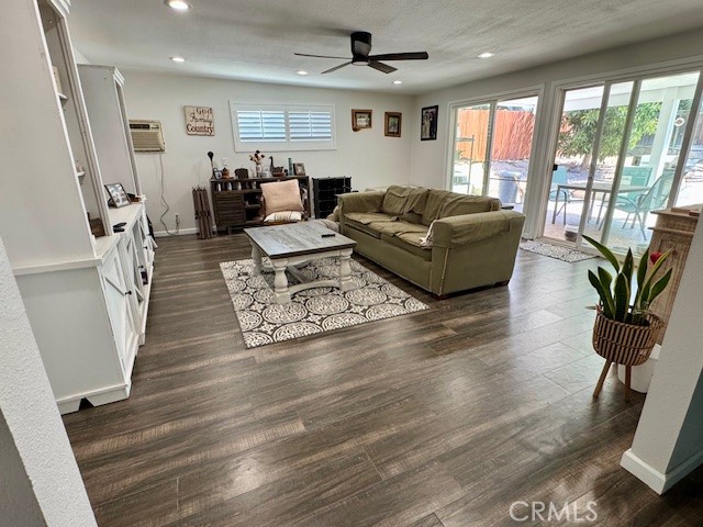 Detail Gallery Image 34 of 34 For 4362 via Alegre, Yorba Linda,  CA 92886 - 3 Beds | 2 Baths