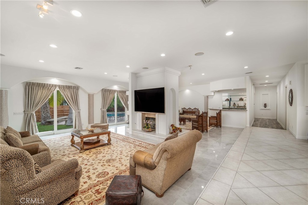 MLS #SR25234766 image #17