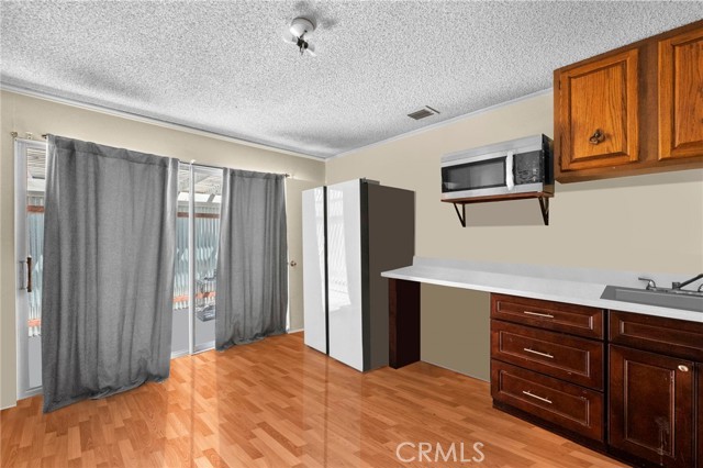 1458 N Mountain Avenue, Claremont CA: https://media.crmls.org/medias/fd9e8364-7f47-4eee-9898-ec13c6dd550b.jpg