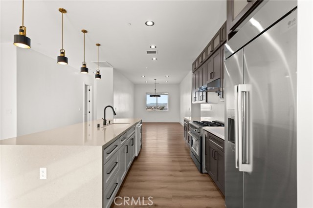 Detail Gallery Image 32 of 72 For 17840 Talisman St, Hesperia,  CA 92345 - 4 Beds | 3/1 Baths