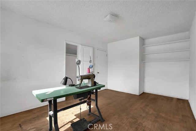 Detail Gallery Image 8 of 17 For 4922 Columbia Ave, Pico Rivera,  CA 90660 - – Beds | – Baths