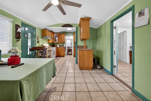 Detail Gallery Image 7 of 51 For 12605 Trail 01, Sylmar,  CA 91342 - 2 Beds | 1 Baths