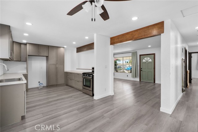 672 N 17TH, Banning CA: https://media.crmls.org/medias/fda05836-8462-4c40-8b2d-270d0b2a7ee0.jpg