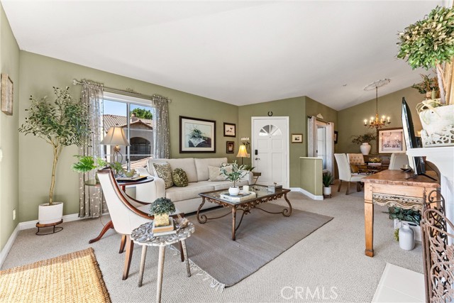 Detail Gallery Image 5 of 29 For 2960 Champion Way #709,  Tustin,  CA 92782 - 2 Beds | 2 Baths