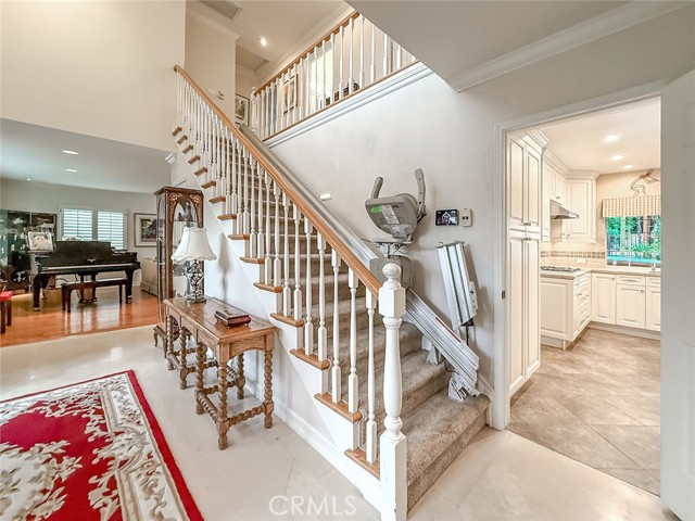 17512 Superior Street photo 31