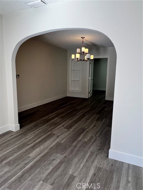 Detail Gallery Image 5 of 21 For 635 Palm, Glendale,  CA 91202 - 3 Beds | 2 Baths