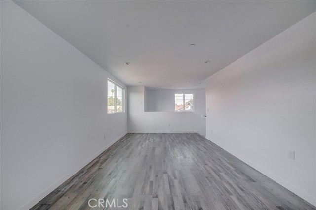 Detail Gallery Image 7 of 18 For 1348 W 41st Pl, Los Angeles,  CA 90037 - – Beds | – Baths