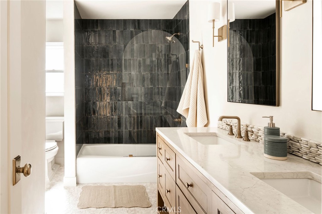 MLS #AR25219266 image #36