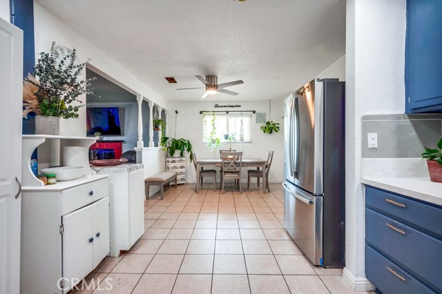 Detail Gallery Image 9 of 29 For 301 W Easton St, Rialto,  CA 92376 - 3 Beds | 2 Baths