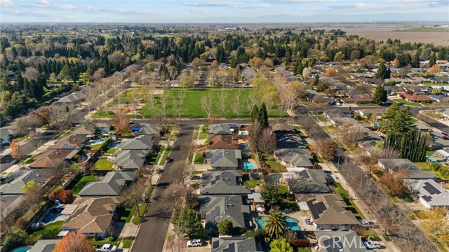 Detail Gallery Image 11 of 58 For 217 Zion Canyon Ct, Chico,  CA 95973 - 4 Beds | 3 Baths