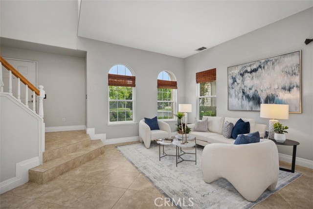 25 Hollyhock Lane, Mission Viejo CA: https://media.crmls.org/medias/fda8b59a-d3bb-4040-b94d-7ef18f69a98e.jpg