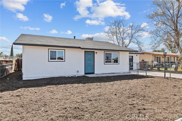 16245 Pine Street, Hesperia CA: https://media.crmls.org/medias/fda933c5-c1bd-4cb1-9c61-431c909c2fbf.jpg