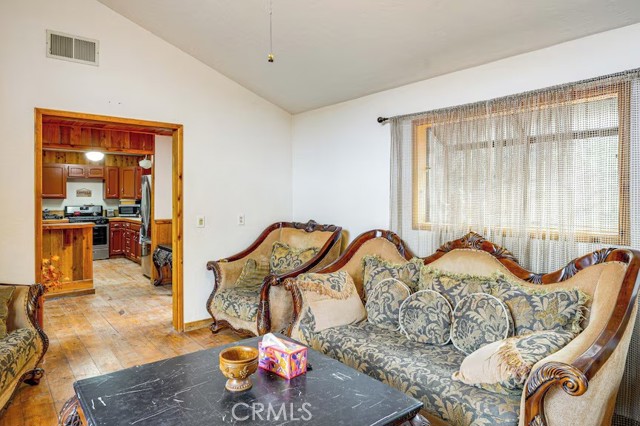 Image 18 of 43 For 2216 St Bernard