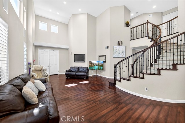 Detail Gallery Image 8 of 45 For 16317 Glen Alder Ct, La Mirada,  CA 90638 - 5 Beds | 3 Baths