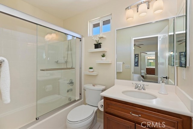 30807 Hillcrest Drive, Temecula CA: https://media.crmls.org/medias/fdab44bb-0373-456b-b67c-2d2ce257c6d5.jpg