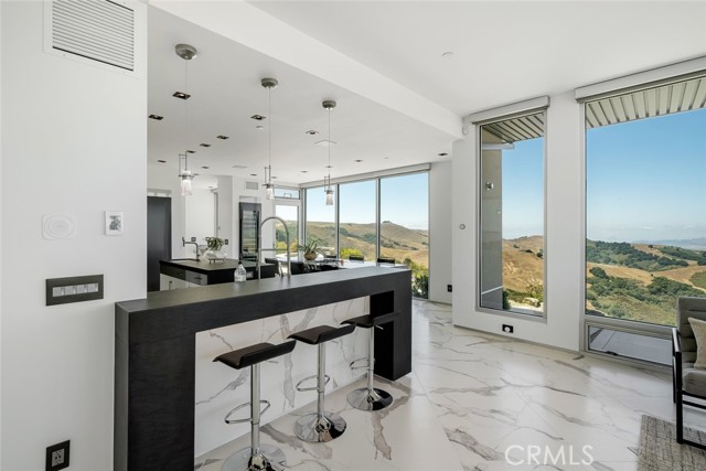 Detail Gallery Image 13 of 75 For 4340 Prefumo Canyon Road, San Luis Obispo,  CA 93405 - 4 Beds | 4/1 Baths