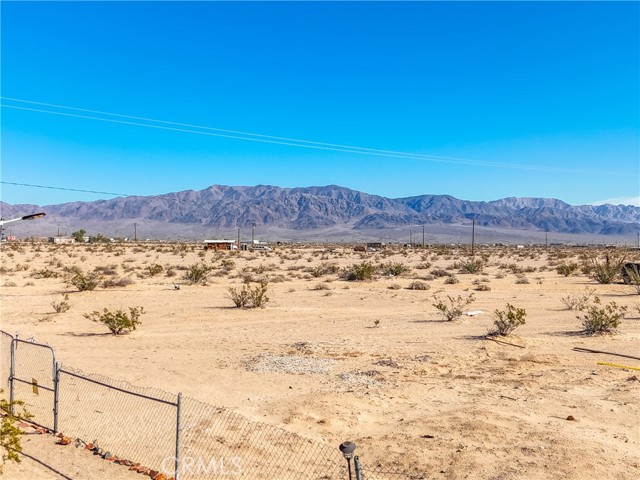 Detail Gallery Image 33 of 58 For 81412 Picadilly Rd, Twentynine Palms,  CA 92277 - 2 Beds | 1 Baths