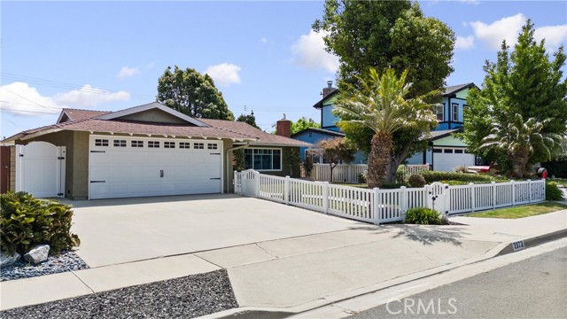 Image 3 for 2972 Redwood Ave, Costa Mesa, CA 92626