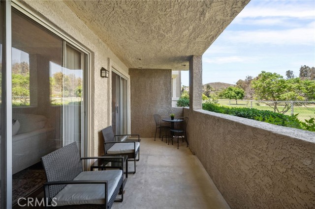 Detail Gallery Image 14 of 28 For 2045 Las Colinas Cir #103,  Corona,  CA 92879 - 1 Beds | 1 Baths